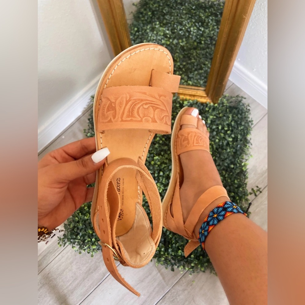 GUARAXEZ HASEN LEATHER SANDAL